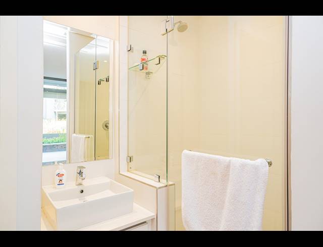 2 BEDROOM APARTMENT FOR SALE IN SIBAYA PRECINCT